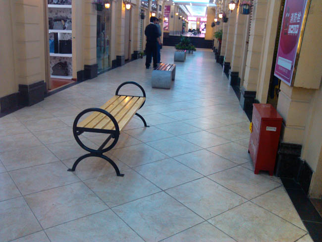 戶(hù)外休閑椅日常保養(yǎng)的四大妙招